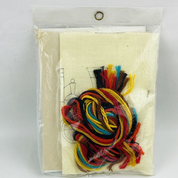 Vintage Bucilla 2007 Choo-Choo Mini Stitcheries Crewel Embroidery Kit 5x7 Train - Picture 4 of 4